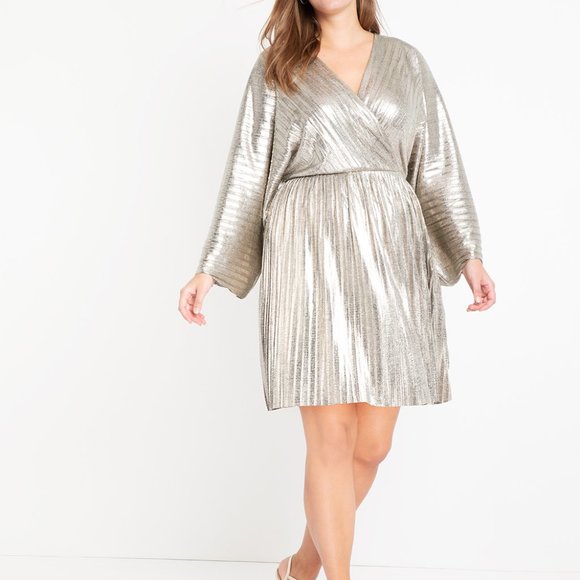 eloquii Dresses & Skirts - nwt eloquii metallic gold pleated kimono dress 20w